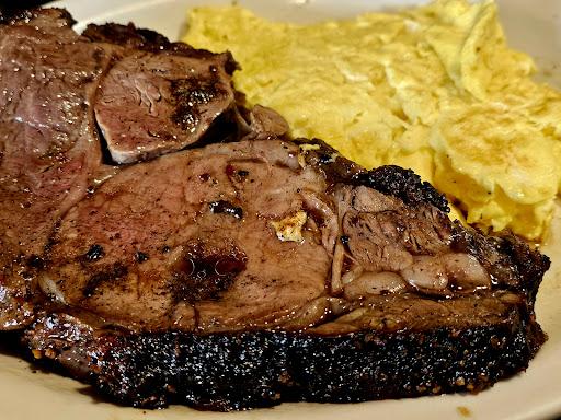 Carriage House Cafe & Grill